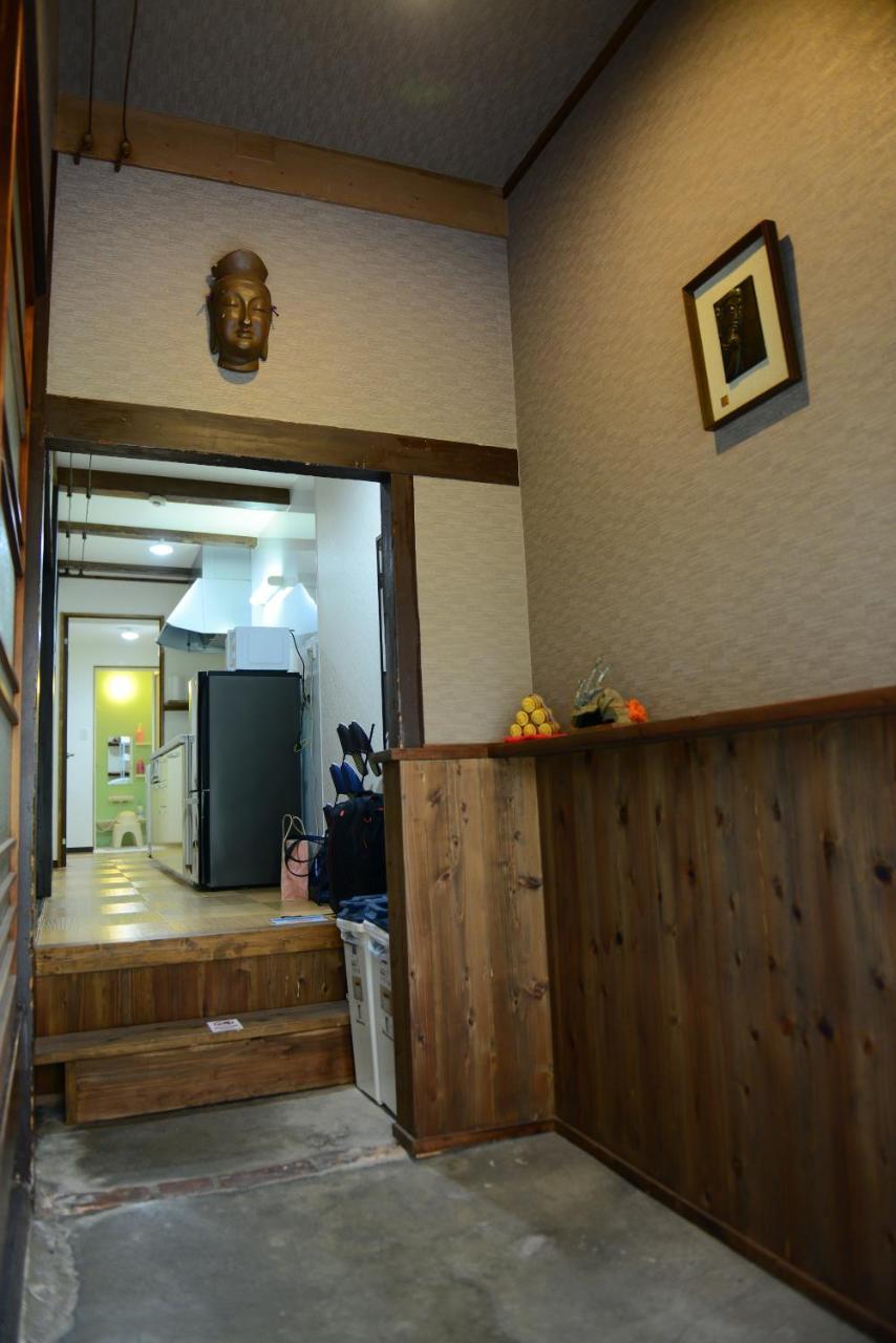 Nishioji Tanuki 西大路 狸 京都市